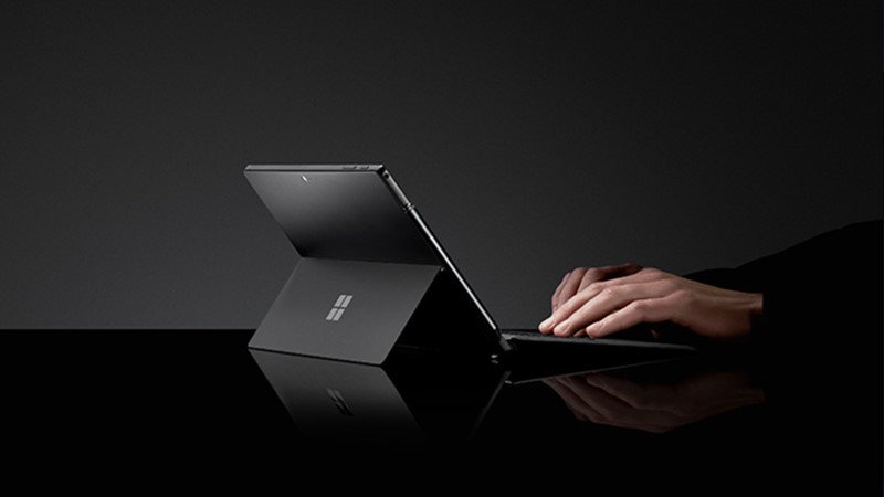 Microsoft Surface Pro 6 2-in-1 Laptop Intel Core 8th Gen i5 12.3