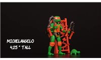 Teenage Mutant Ninja Turtles: Mutant Mayhem - Figura de acción básica de  Michelangelo de 4.25 pulgadas por Playmates Toys