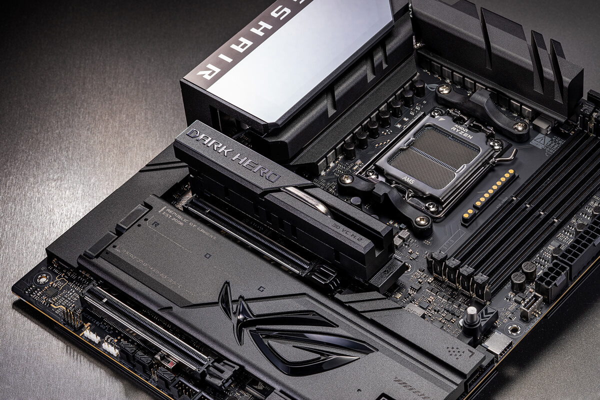 Szenario-Foto des ROG Crosshair X870E Dark Hero