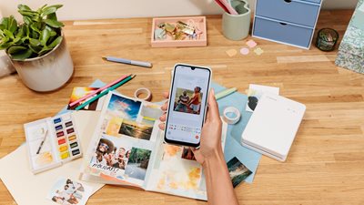Get creative with the SELPHY Photo Layout app
