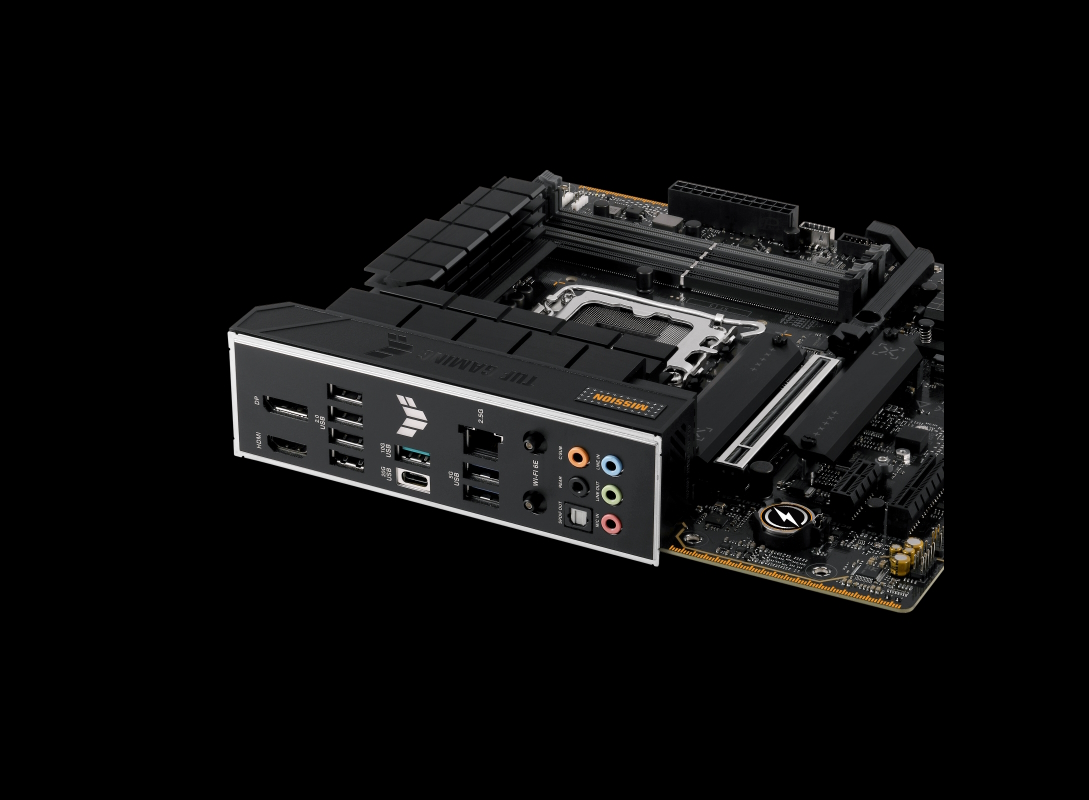 Folie {0} von {1}, Vergrößern, TUF GAMING B760M-PLUS WIFI II I/O ports closeup