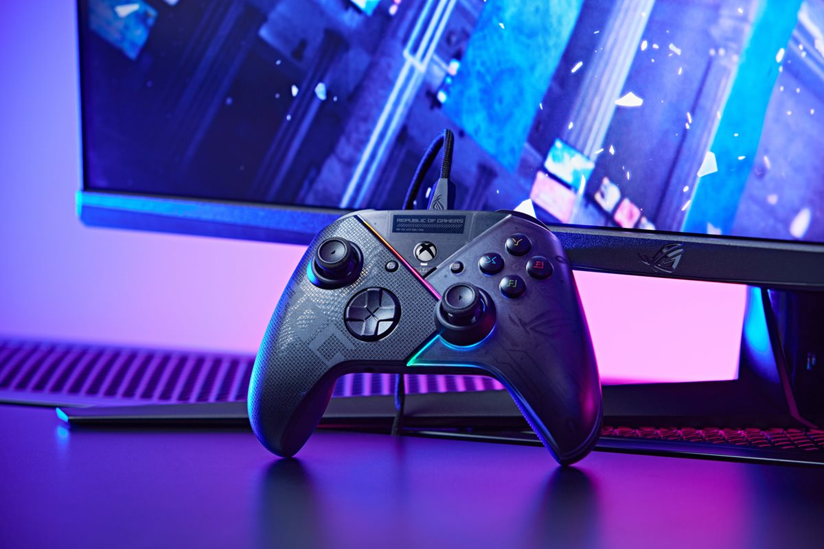 ROG Raikiri in front of a display